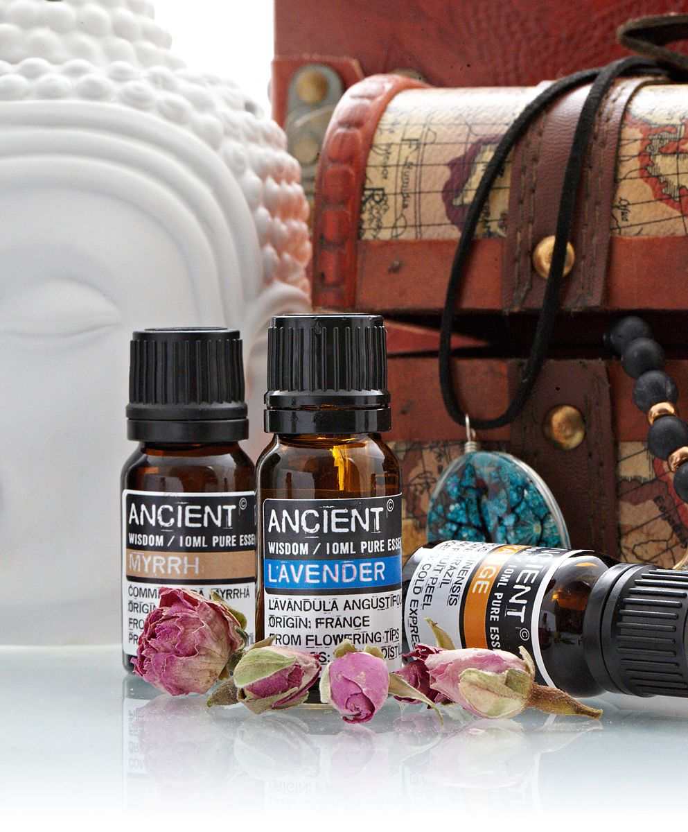 10 ml bottle of Eucalyptus Essential Oil from Eucalyptus Globulus leaves and twigs, used for aromatherapy and respiratory relief